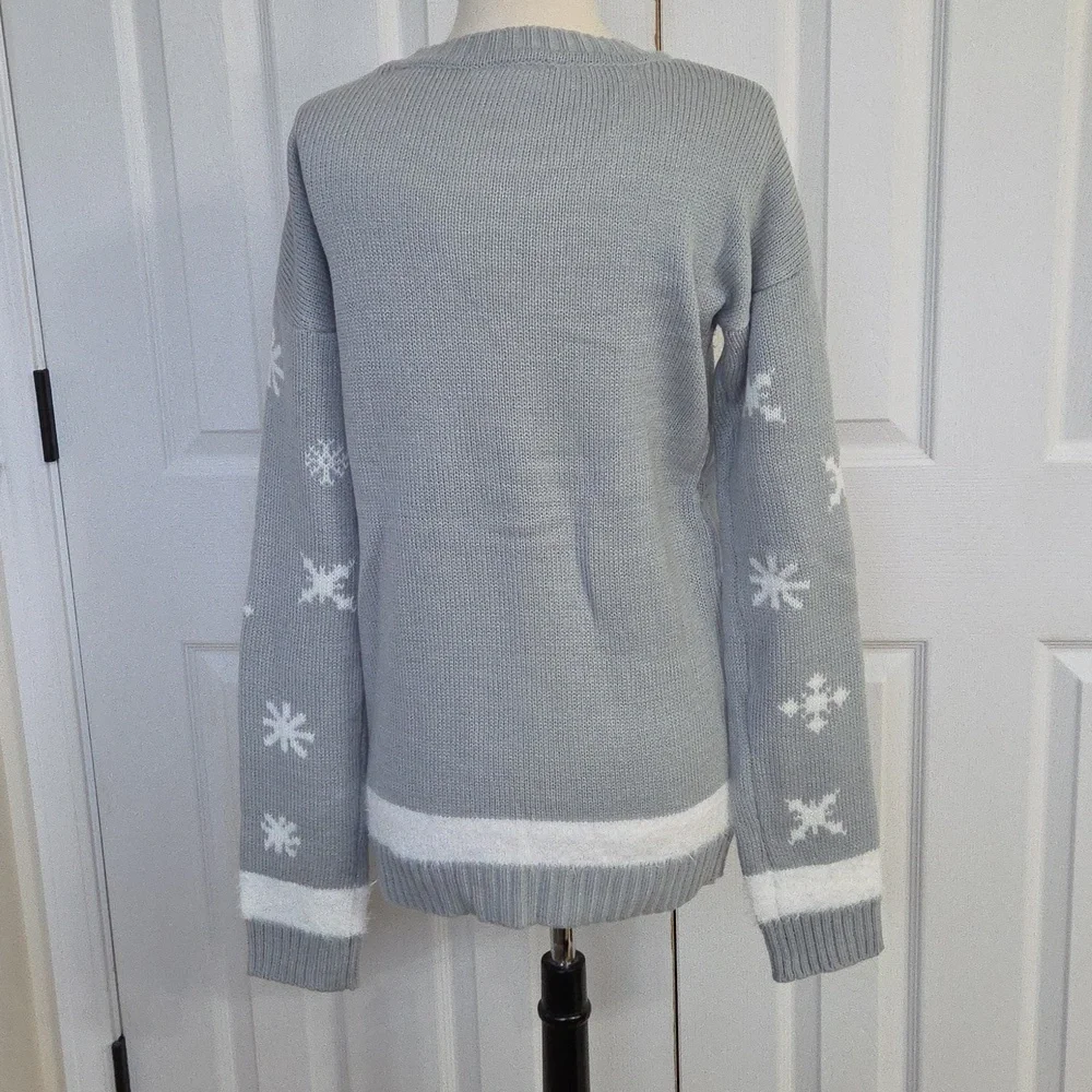 WITH LOVE DEREK CHRISTMAS SWEATER FUZZY POLAR BEAR SCARF & MITTENS